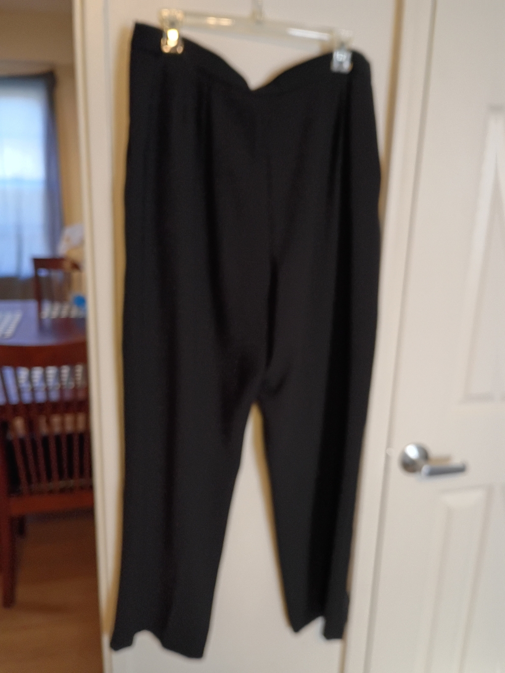 Vintage Levi's Black Women's Tapered Trousers